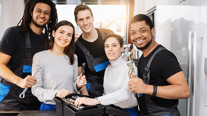 Maintenance Team Successful maintenance and janitorial teams know how to effectively manage the work order process with software.